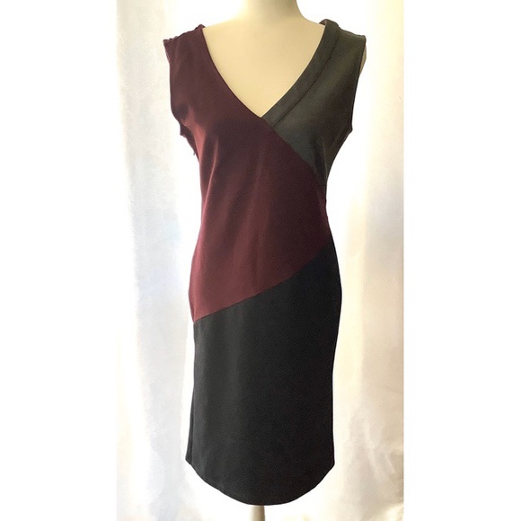 Ava Colorblock Sheath Dress - Picture 2 of 6